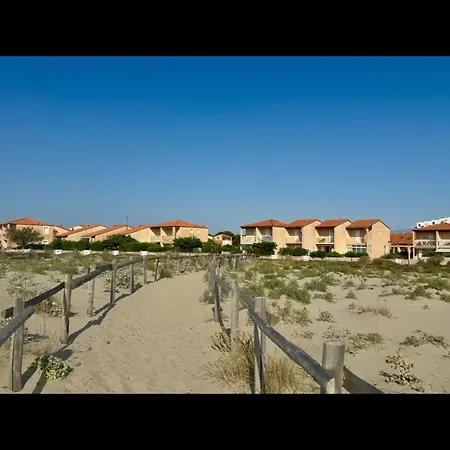 Front De Et Jacuzzi Privatif *