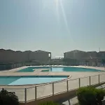 Front De Et Jacuzzi Privatif Villa