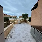 Front De Et Jacuzzi Privatif * Le Barcarès